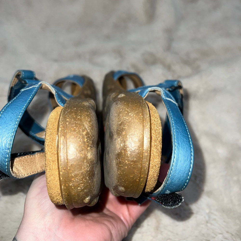 Women’s Wolky sandals size 37 or size 6 - Picture 4 of 6